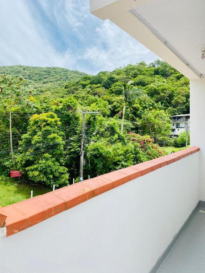 Bal. Camboriu -- Apartamento Tranquilo E Aconchegante.