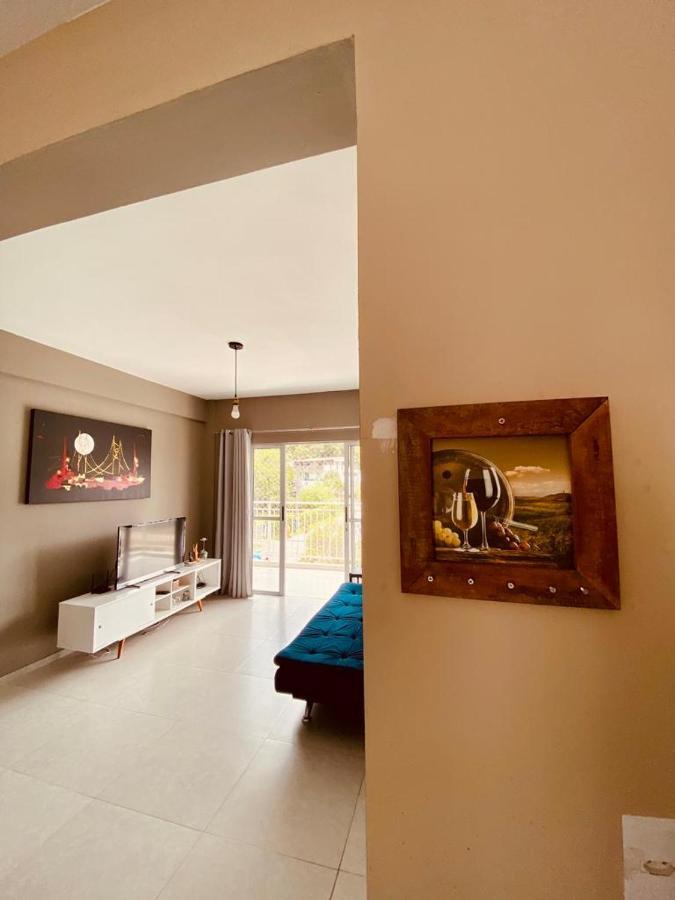 Bal. Camboriu -- Apartamento Tranquilo E Aconchegante. *